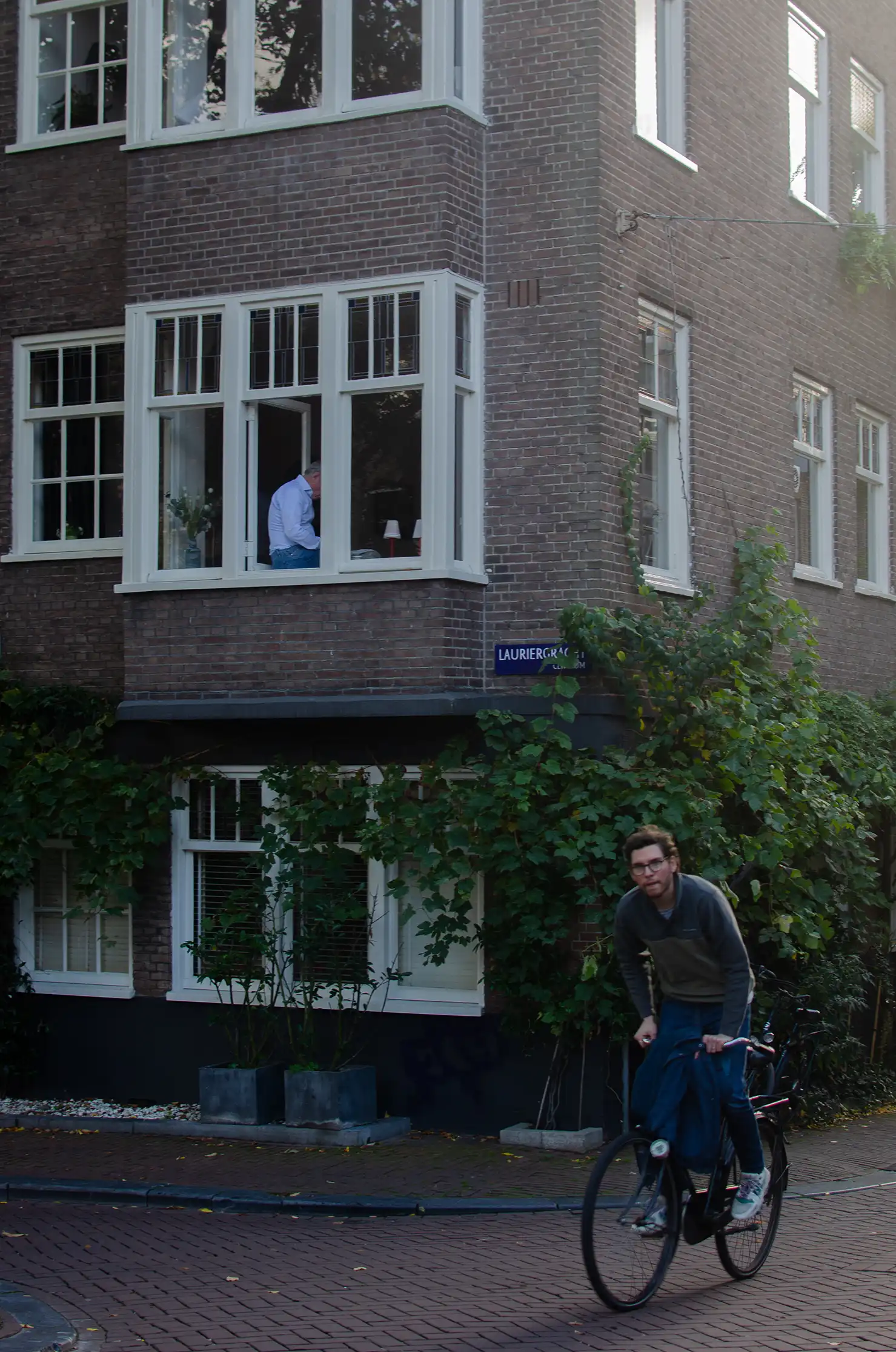 amsterdam/Amsterdam-015-3264 x 4928.webp